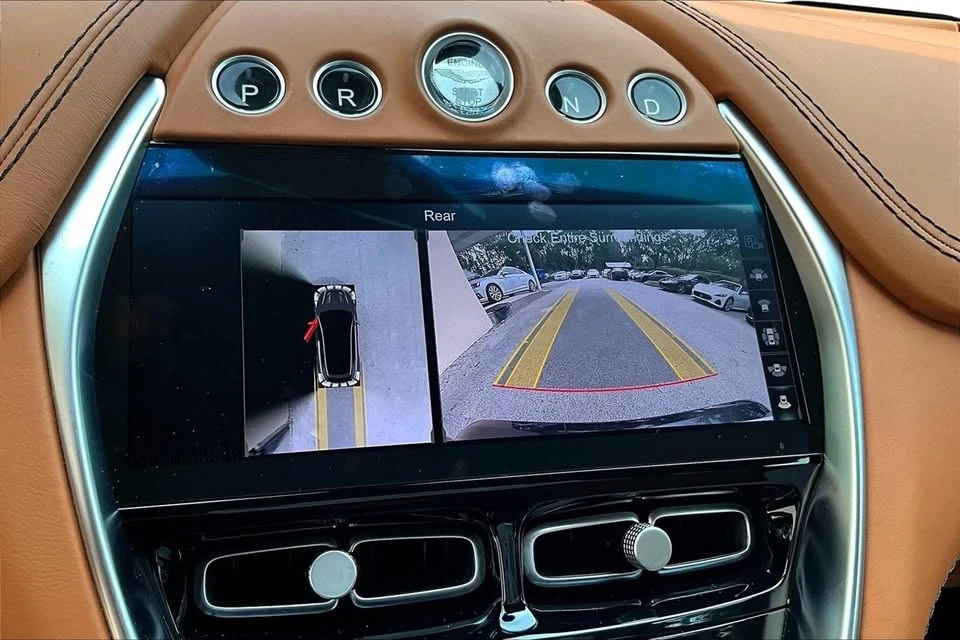 2022 Aston Martin DBX - Image 14 of 20
