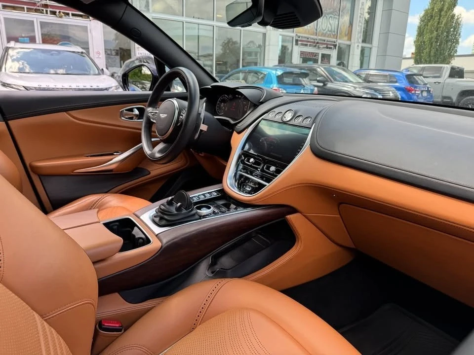 2022 Aston Martin DBX - Image 9 of 20