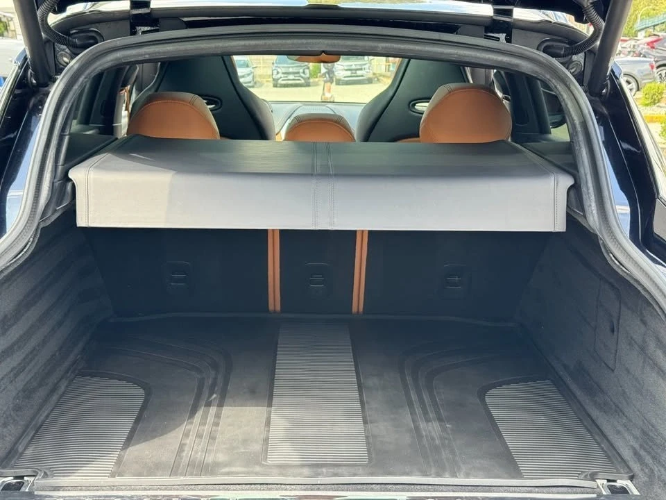 2022 Aston Martin DBX - Image 19 of 20