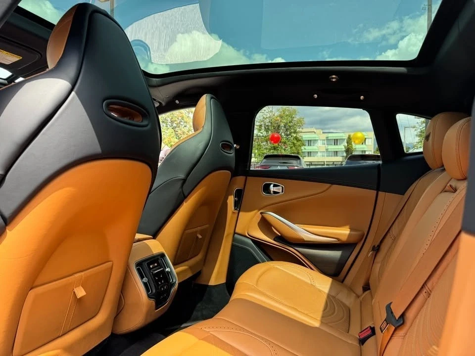 2022 Aston Martin DBX - Image 15 of 20