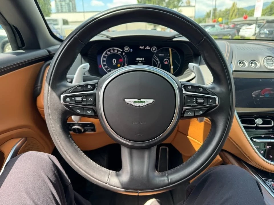 2022 Aston Martin DBX - Image 10 of 20
