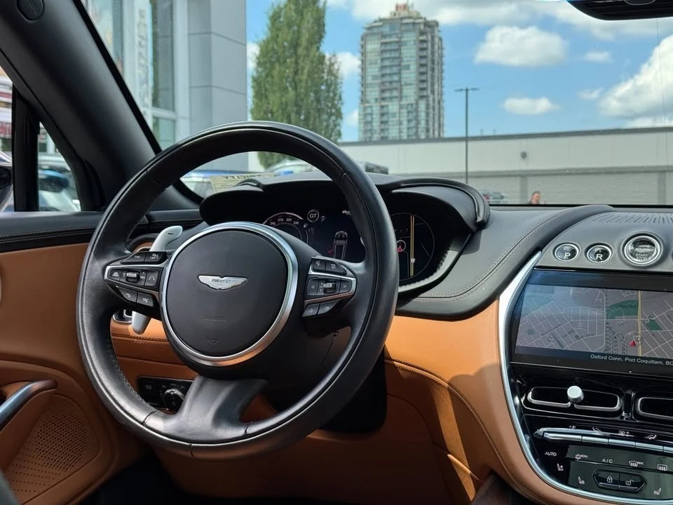 2022 Aston Martin DBX - Image 11 of 20