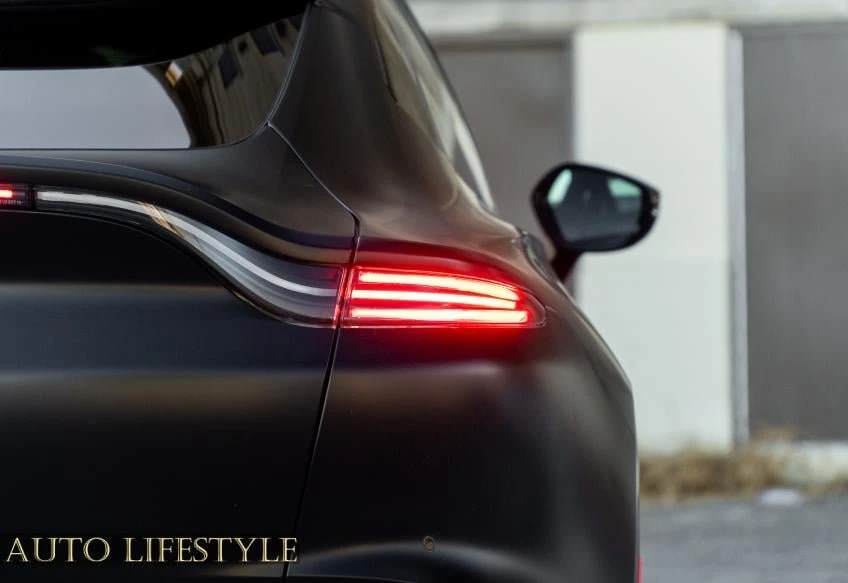 2022 Aston Martin DBX - Image 18 of 20