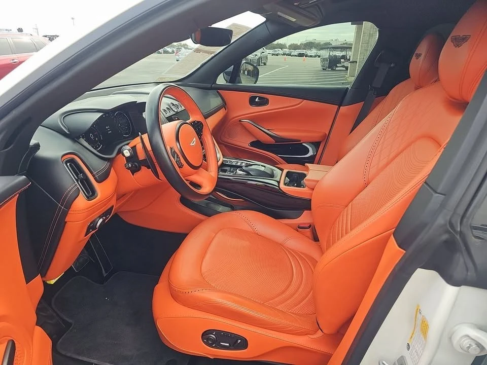 2022 Aston Martin DBX - Image 3 of 7