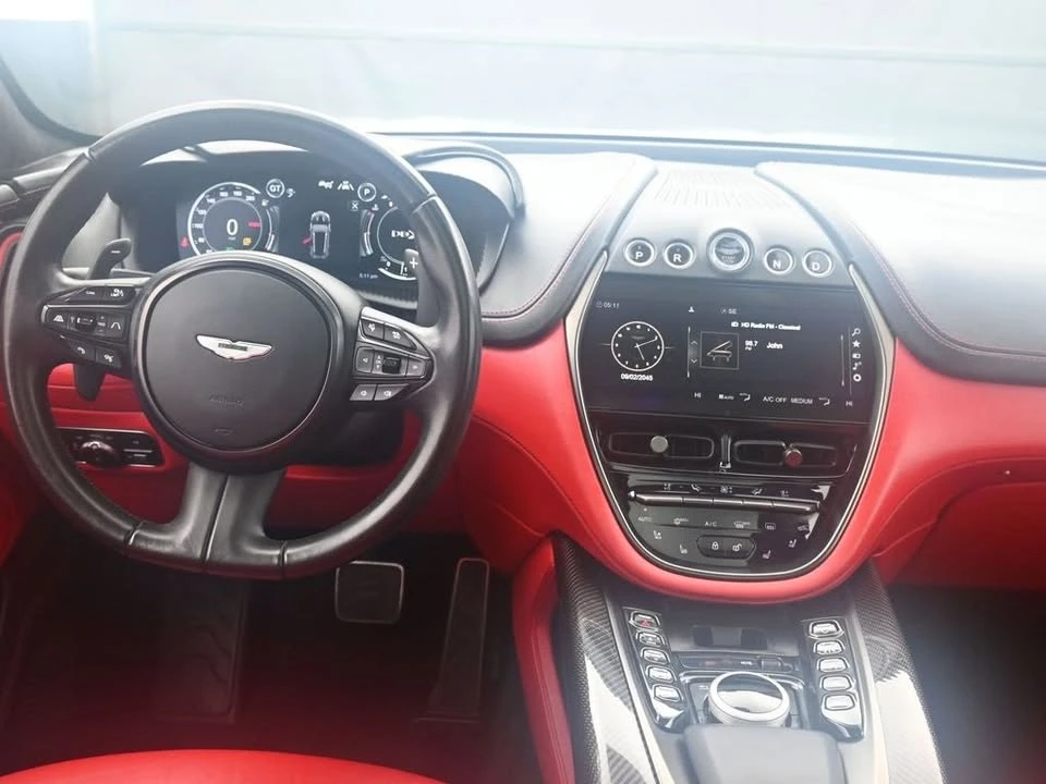 2022 Aston Martin DBX - Image 9 of 18