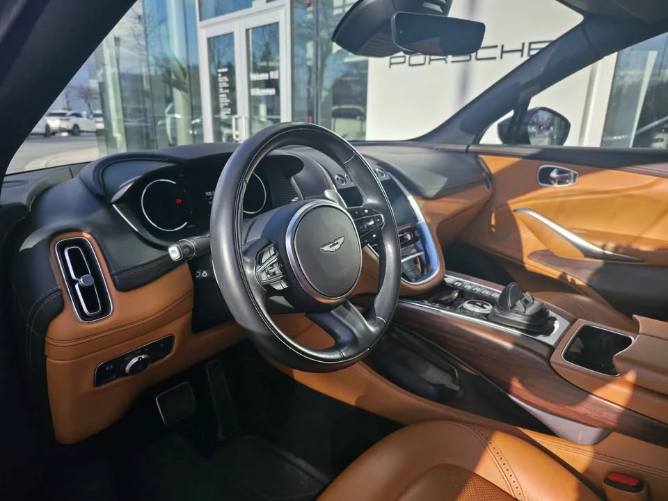 2022 Aston Martin DBX - Image 11 of 16