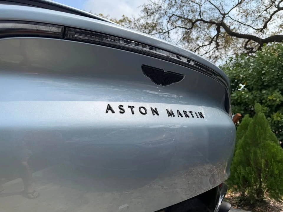 2022 Aston Martin DBX - Image 2 of 20