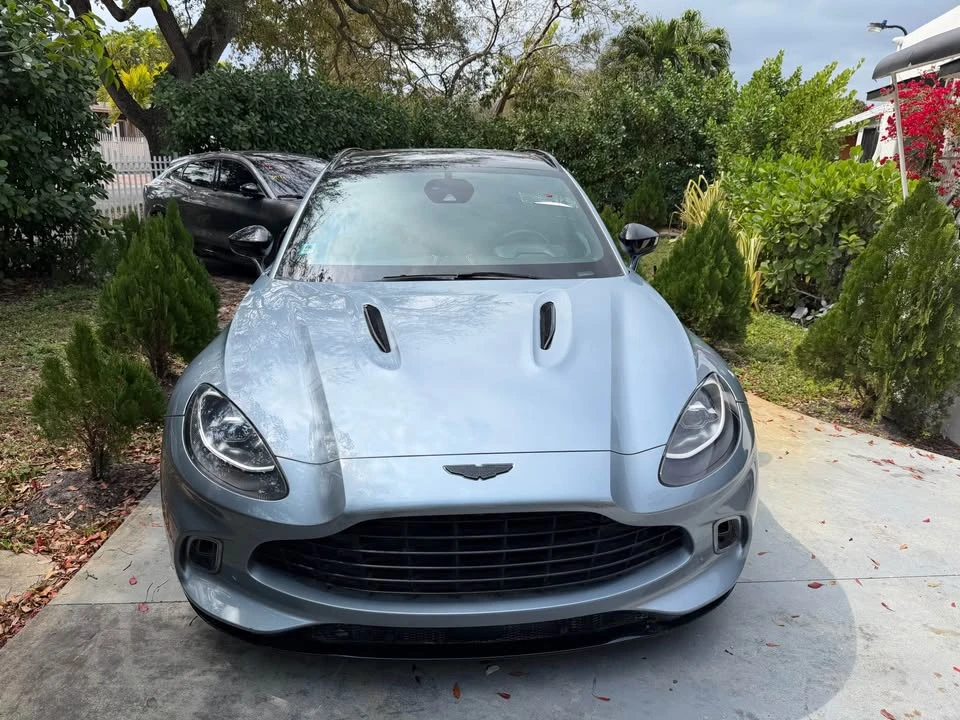 2022 Aston Martin DBX - Image 9 of 20