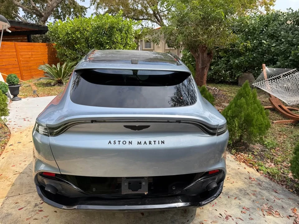 2022 Aston Martin DBX - Image 3 of 20