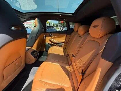 2022 Aston Martin DBX - Image 15 of 20