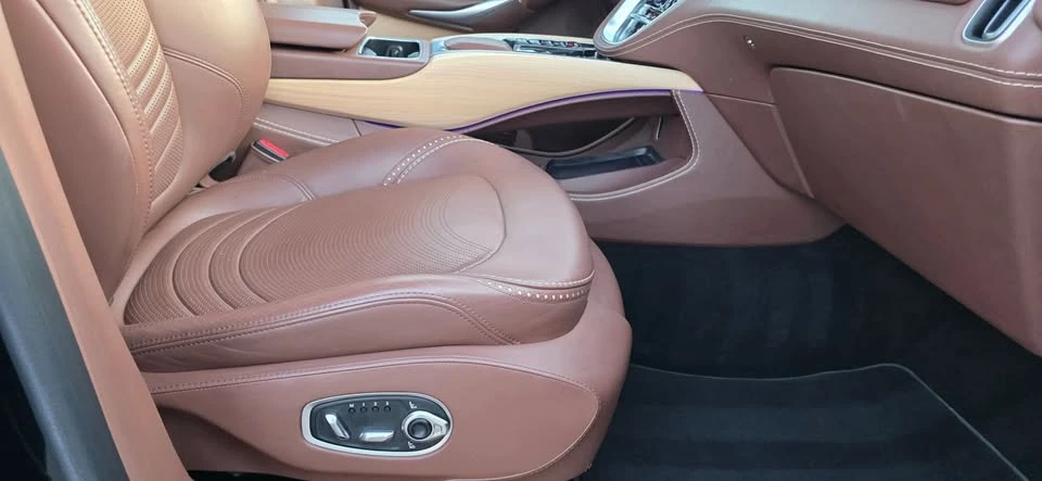 2022 Aston Martin DBX - Image 16 of 20