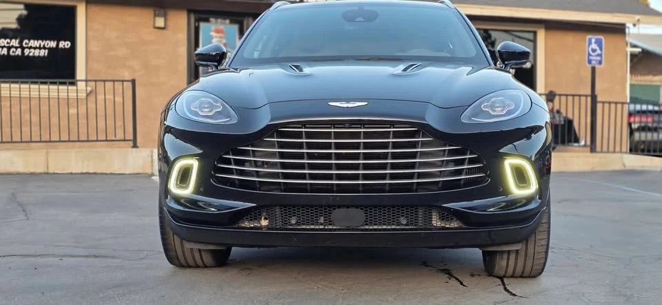 2022 Aston Martin DBX - Image 2 of 20