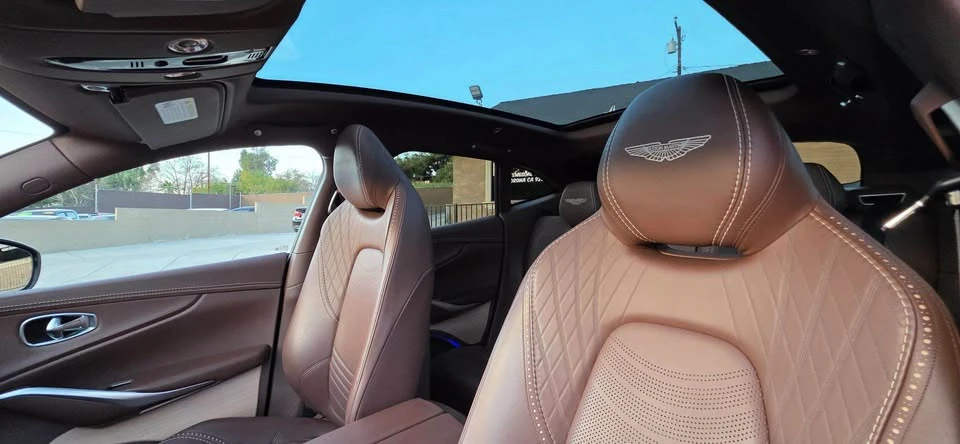2022 Aston Martin DBX - Image 4 of 4