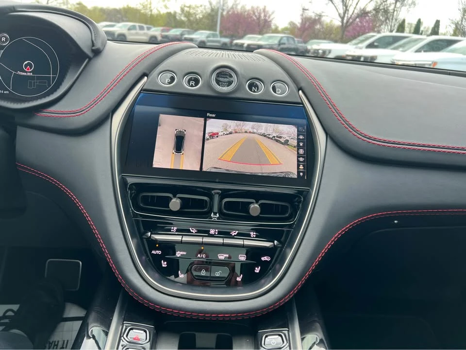 2022 Aston Martin DBX - Image 13 of 18