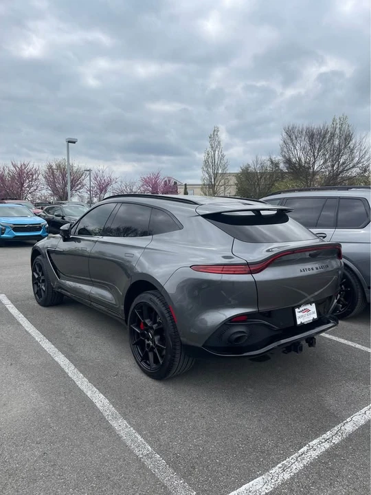 2022 Aston Martin DBX - Image 3 of 4