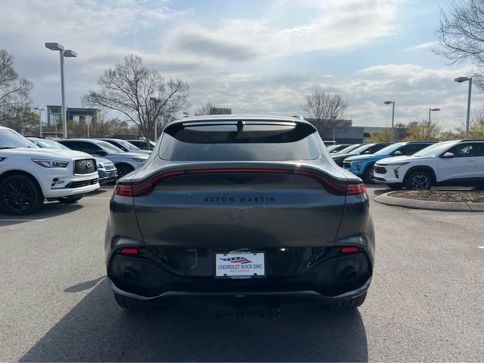 2022 Aston Martin DBX - Image 8 of 18