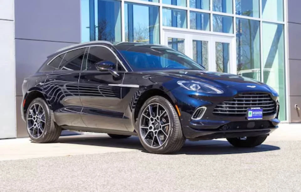 2022 Aston Martin DBX - Image 4 of 15