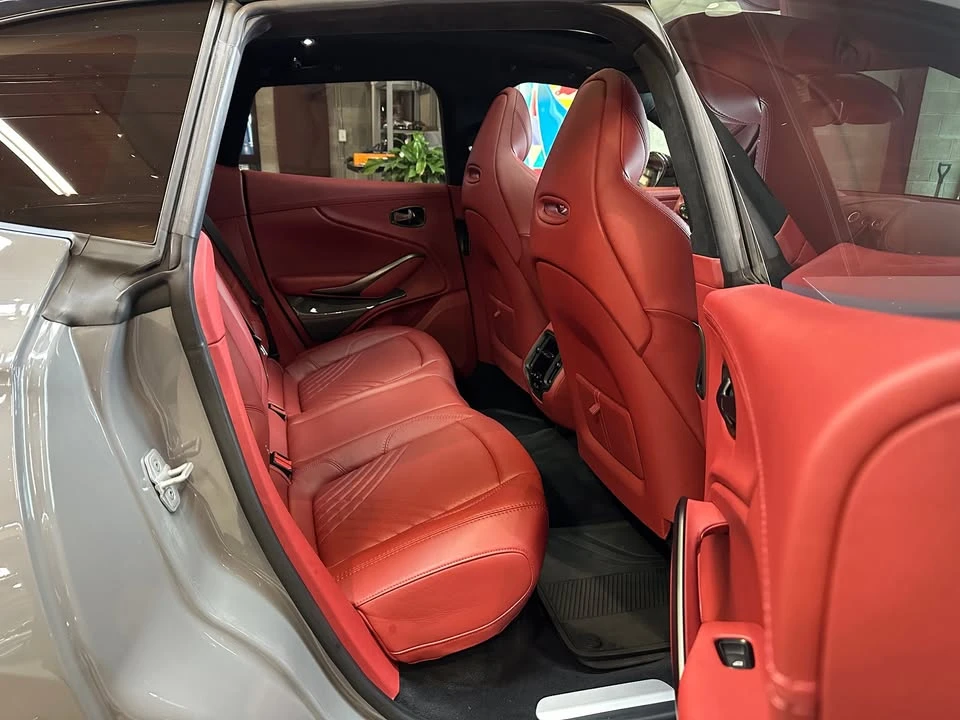 2022 Aston Martin DBX - Image 19 of 20