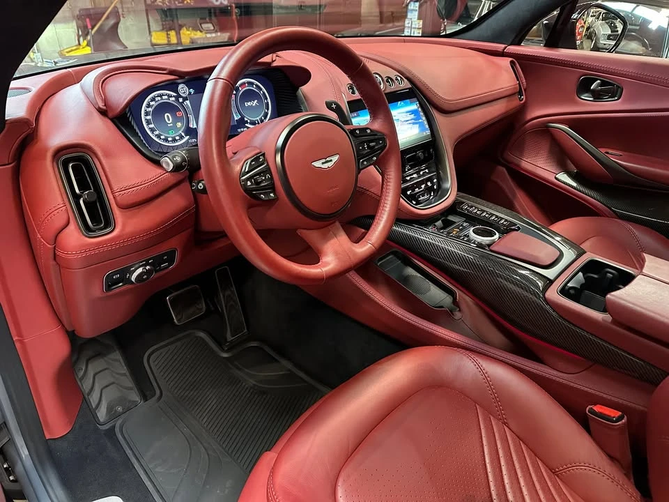 2022 Aston Martin DBX - Image 10 of 20