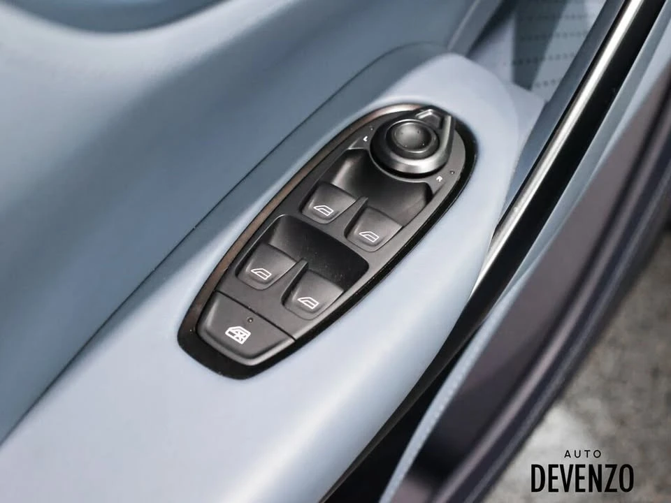 2022 Aston Martin DBX - Image 12 of 20