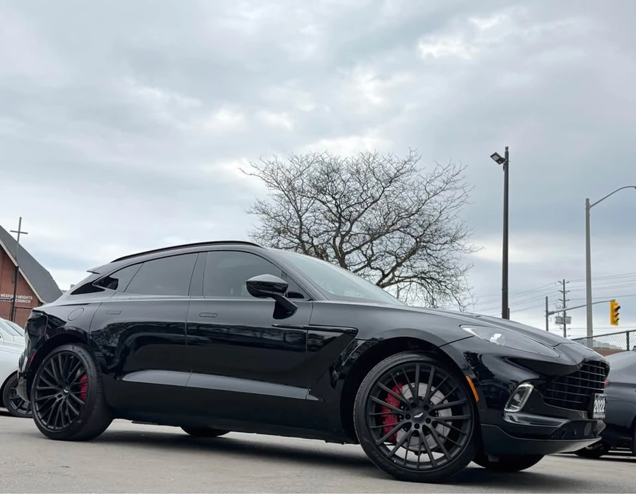 2022 Aston Martin DBX - Image 6 of 20
