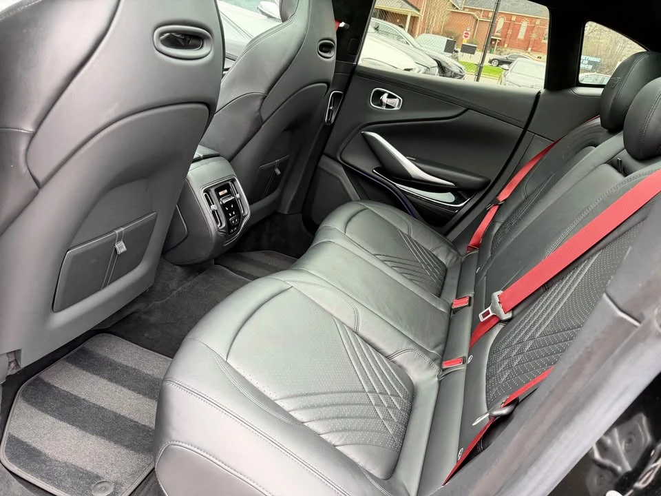 2022 Aston Martin DBX - Image 9 of 20