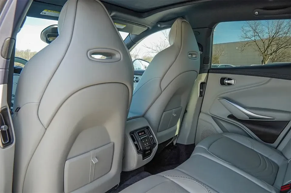 2022 Aston Martin DBX - Image 17 of 20
