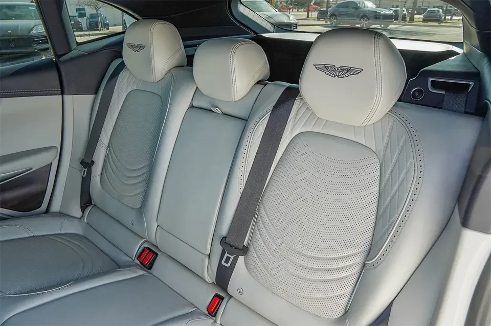 2022 Aston Martin DBX - Image 18 of 20
