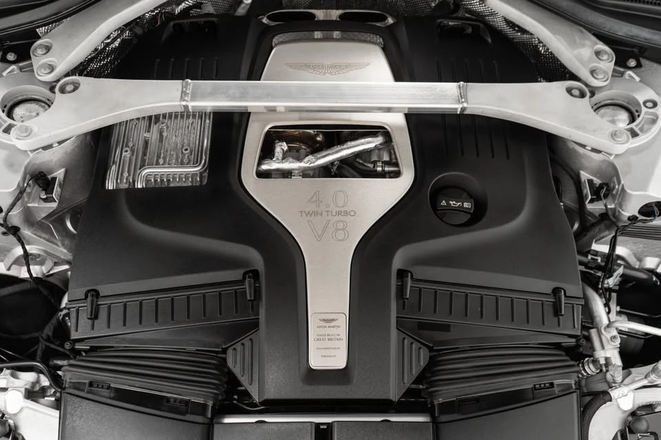2022 Aston Martin DBX - Image 8 of 15