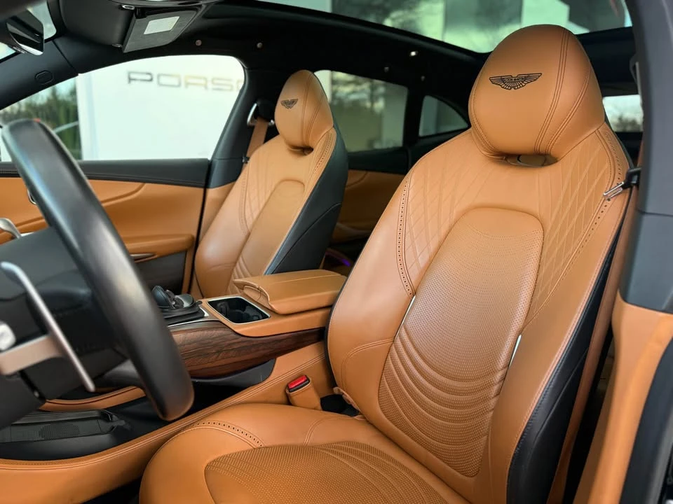 2022 Aston Martin - Image 6 of 8