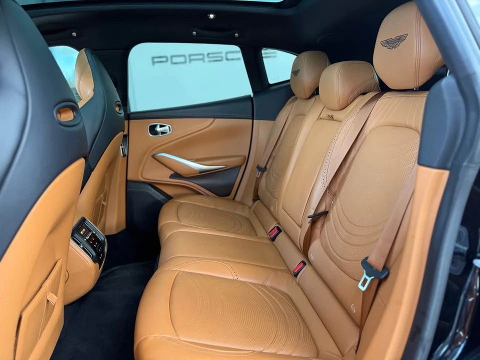 2022 Aston Martin - Image 7 of 8