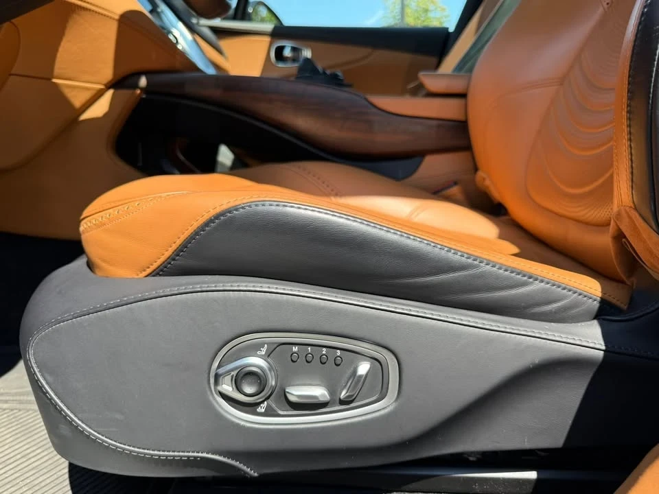 2022 Aston Martin DBX - Image 14 of 20