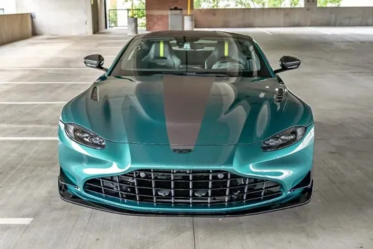 2022 Aston Martin Vantage