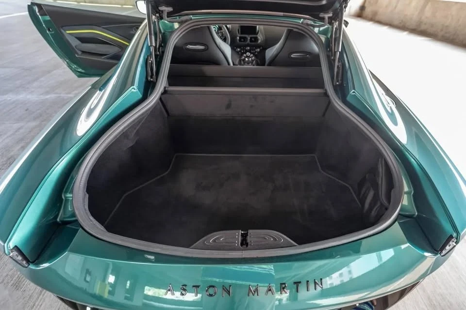 2022 Aston Martin V8 Vantage (2019+) - Image 10 of 14