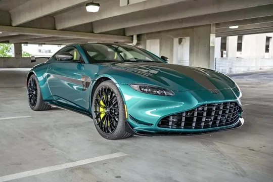 2022 Aston Martin Vantage