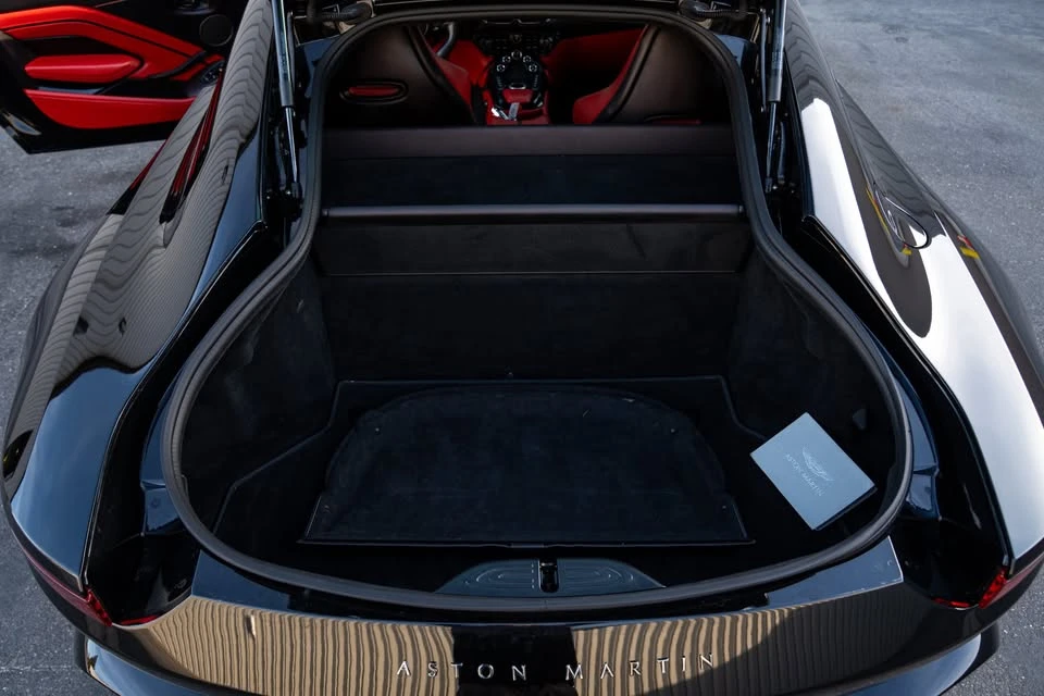 2022 Aston Martin V8 Vantage (2019+) - Image 17 of 17
