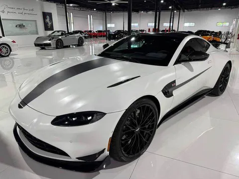 2022 Aston Martin V8 Vantage (2019+) - Image 3 of 14