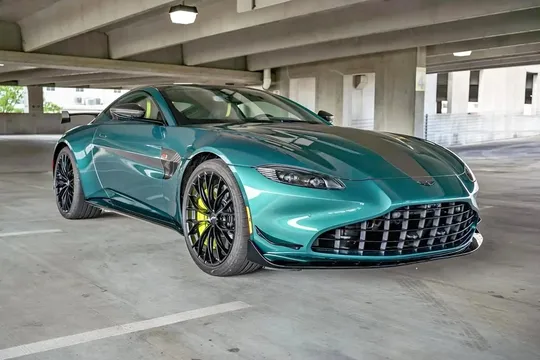 2022 Aston Martin Vantage