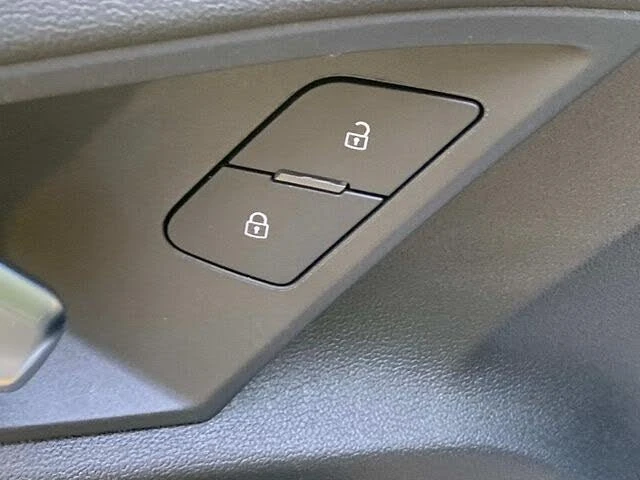 2022 Audi 8Y A3 - Image 14 of 19