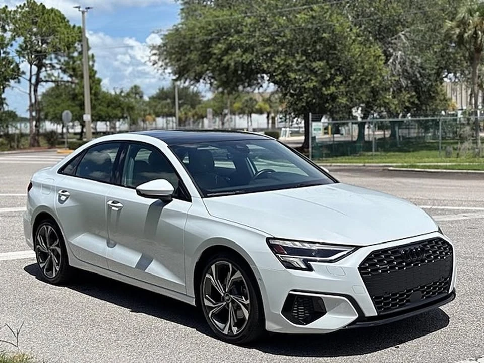 2022 Audi 8Y A3 - Image 2 of 8