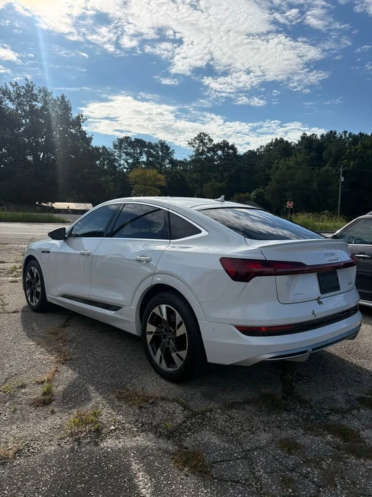 2022 Audi 8Y A3 - Image 2 of 4
