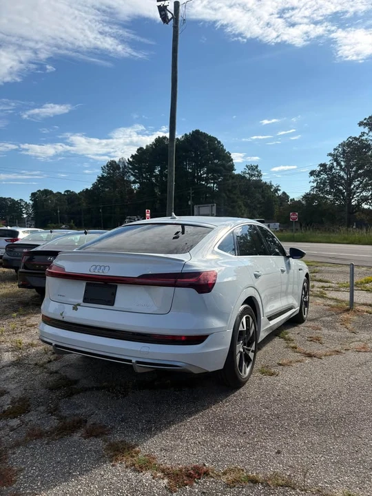 2022 Audi 8Y A3 - Image 3 of 4