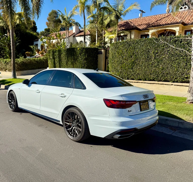 2022 Audi B9 A4 - Image 8 of 31