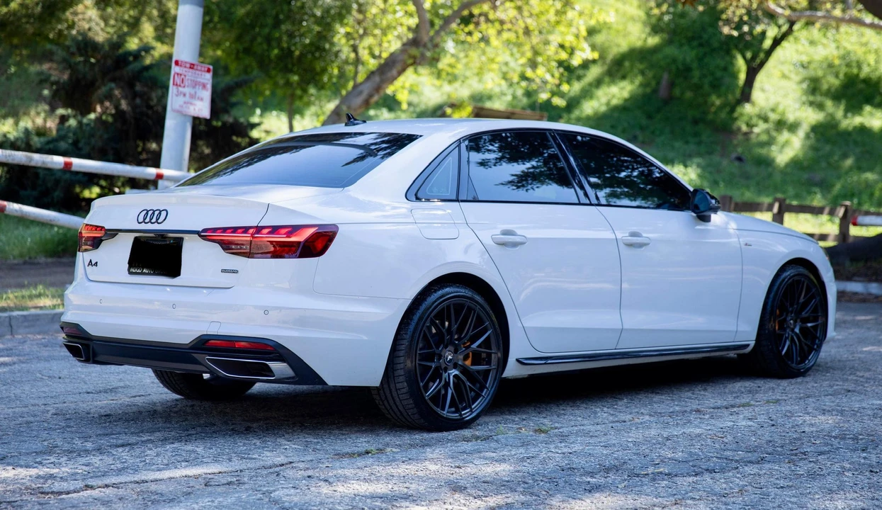 2022 Audi B9 A4 - Image 10 of 31