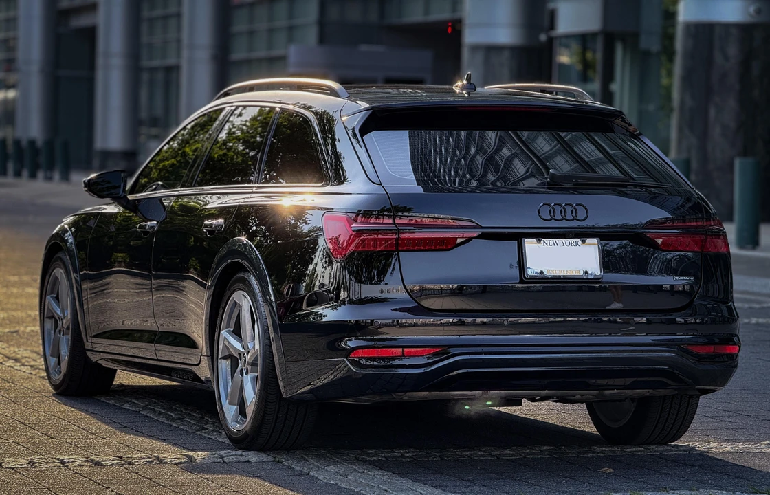 2022 Audi C8 A6 - Image 16 of 31