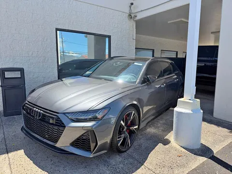 2022 Audi RS6 Avant Quattro Wagon 4D
