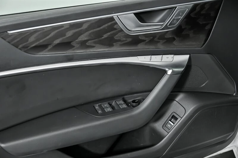2022 Audi C8 A7 - Image 17 of 21