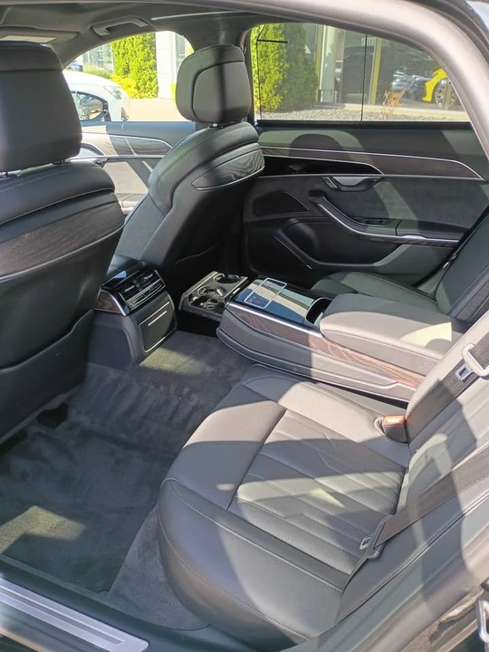 2022 Audi D5 A8 - Image 11 of 16