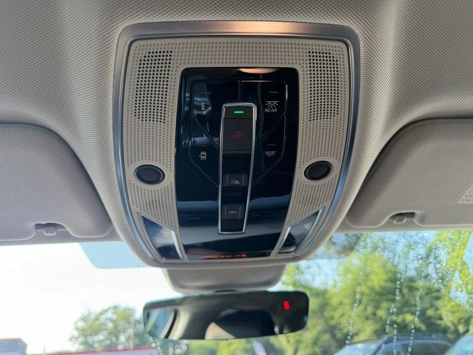 2022 Audi D5 A8 - Image 17 of 20