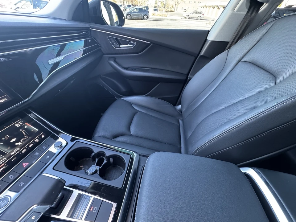 2022 Audi D5 A8 - Image 14 of 17